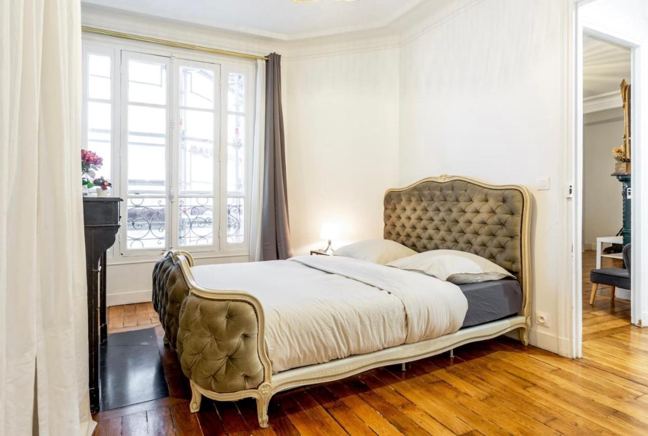 Abbesses - Superbe Appartement Avec Cheminees Parijs Buitenkant foto